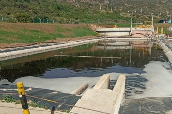 Pondajes de almacenamiento de la Planta de Tratamiento de Lixiviados.