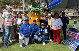 Representantes de organización y comunidad 